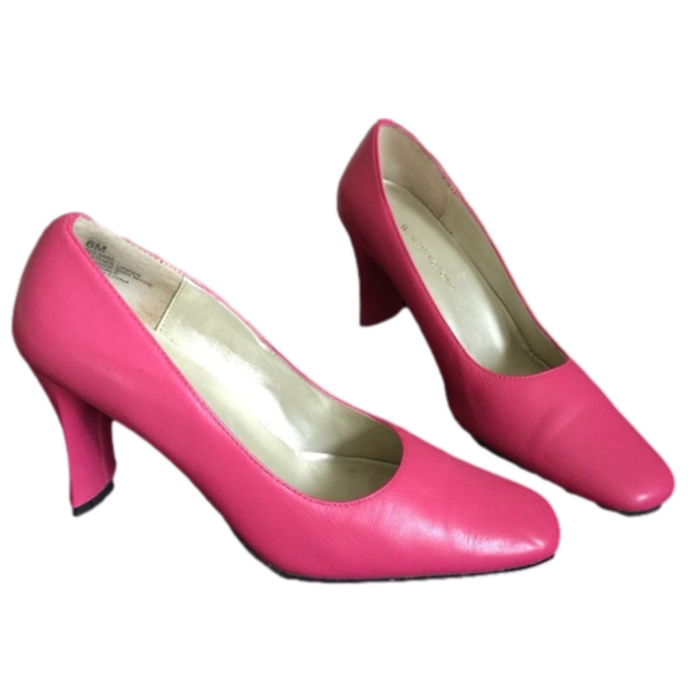 VINTAGE WORTHINGTON HOT PINK HEELS ‘50’s